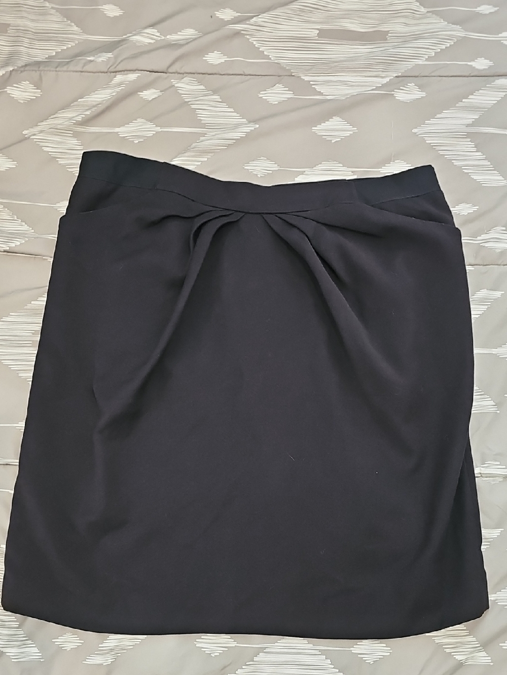 Anne Klein Black Pencil Skirt with Front Twist